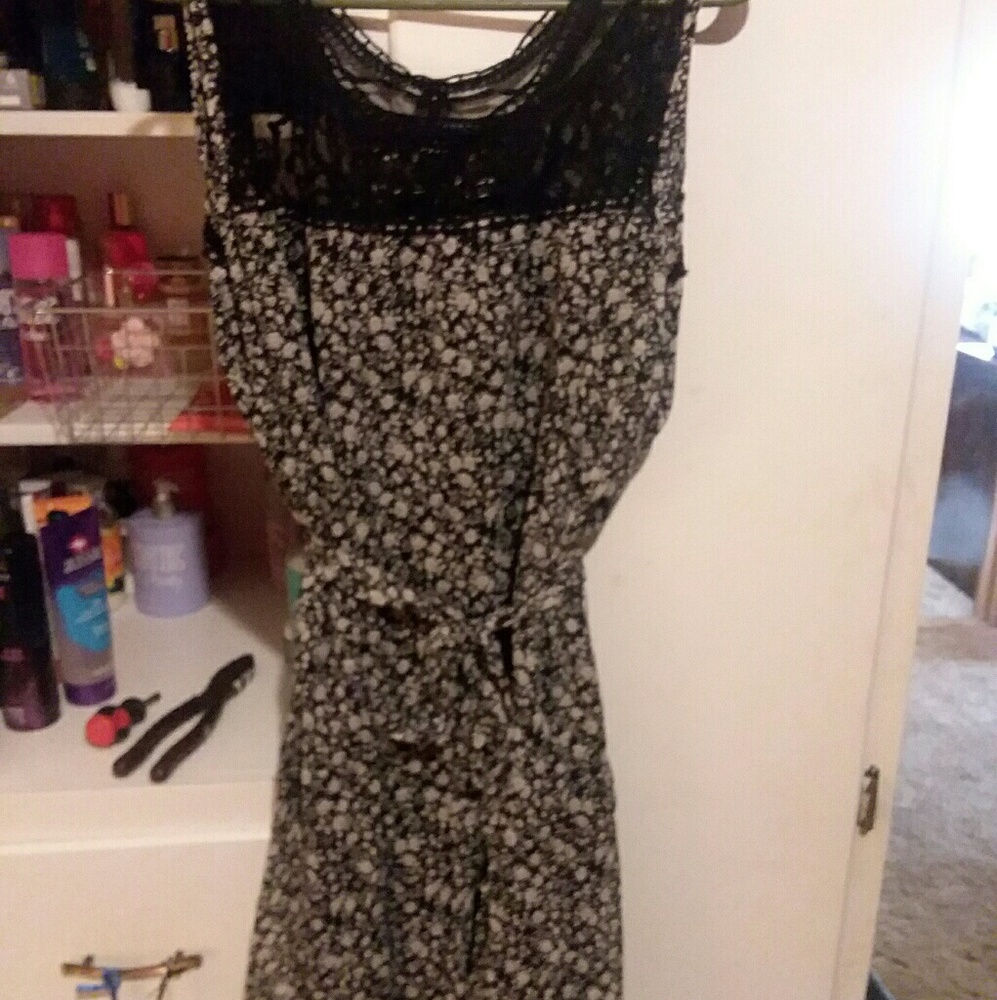 Floral print dress